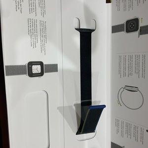 New in box Apple sport loop